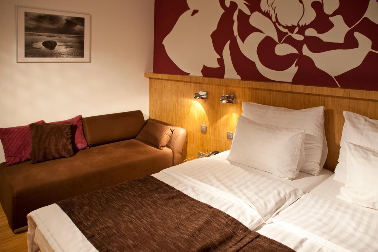 Dahlia Inn Prag Zimmer foto